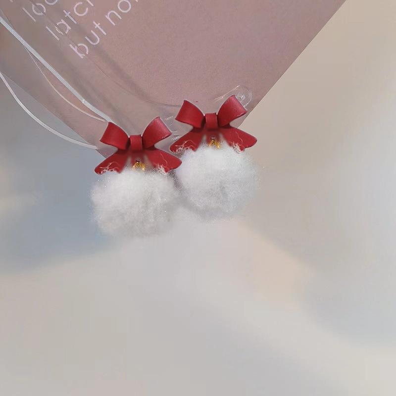 

Красные бархатные плюшевые серьги-бантики — уникальный дизайн с меховыми шариками для женщин, коллекция осень/зима 2025 г. Bow Pom Pom Earrings красный