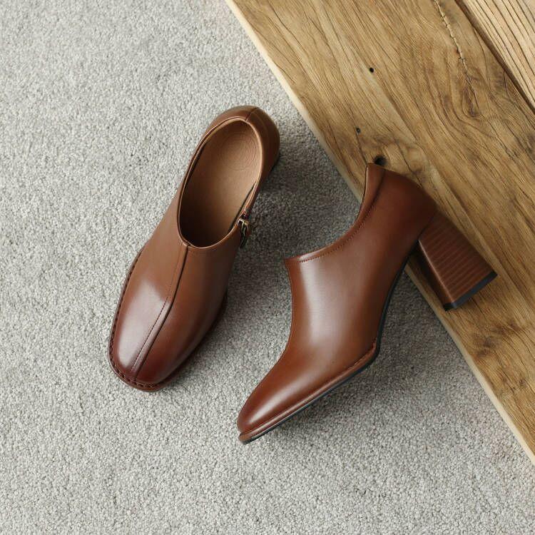 

Retro Brown Chelsea Boots Square Head Thick Heel Small Leather Shoes with Skirt Short Boots Medium Boots Women s French Deep Mouth Boots 39 коричневий