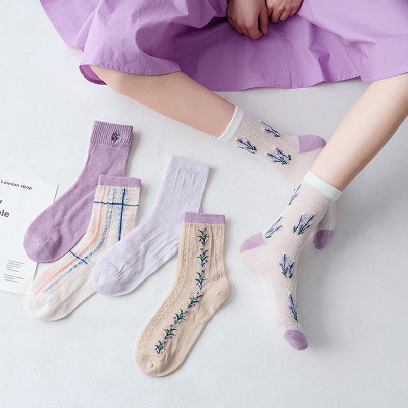 

5 types of purple embroidered mesh socks Option 3