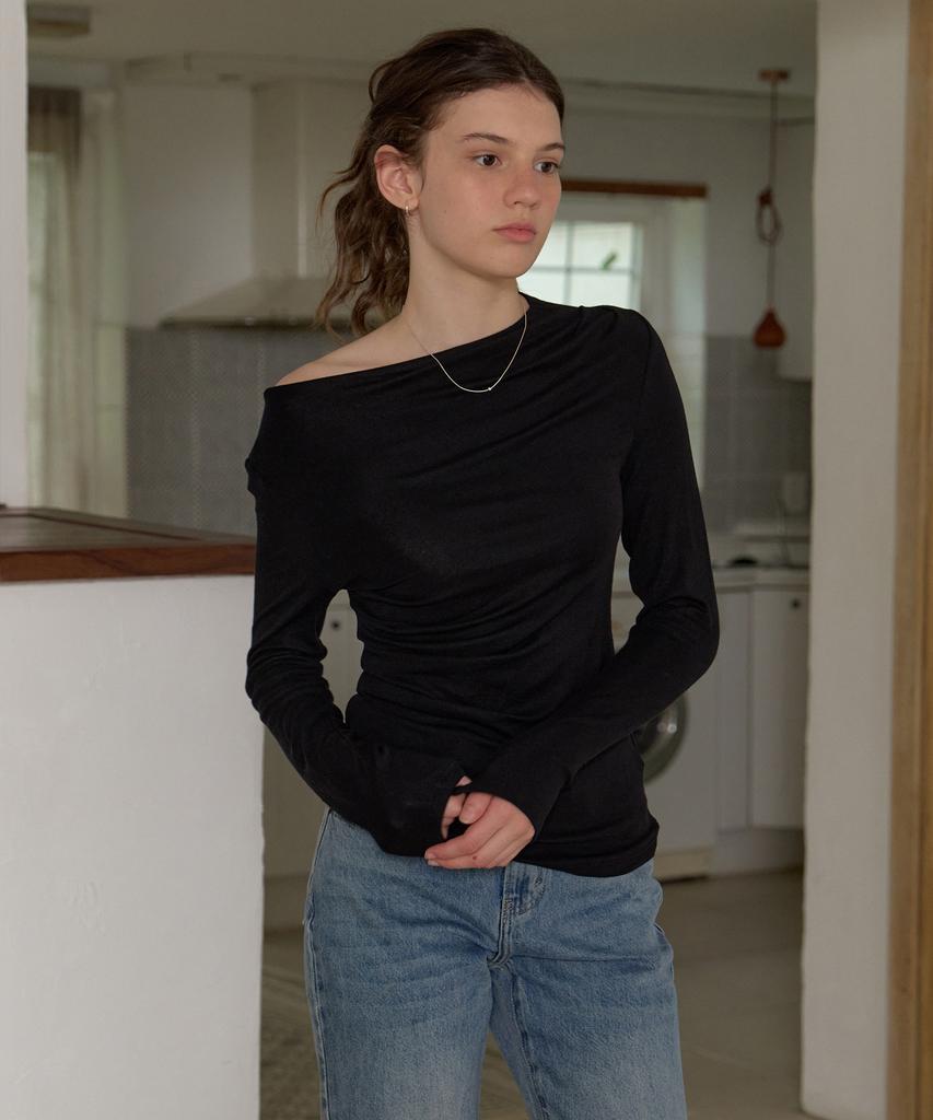 RE L Orrin Shirring T-Shirt (Black)
