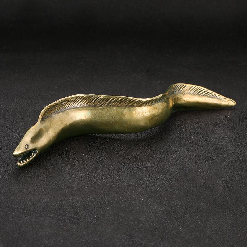 

Латунные фигурки рыбы-сабли глубоководной, настольные украшения в стиле ретро, имитация, маленькая статуэтка, чайные питомцы, украшения для дома, ремесла, коллекции светло-серый