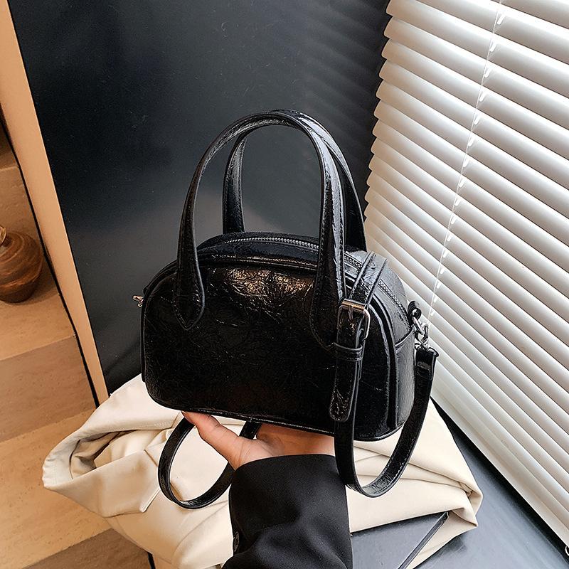 Premium sense niche bag women's spring and summer new versatile shoulder messenger bag portable work pillow bag