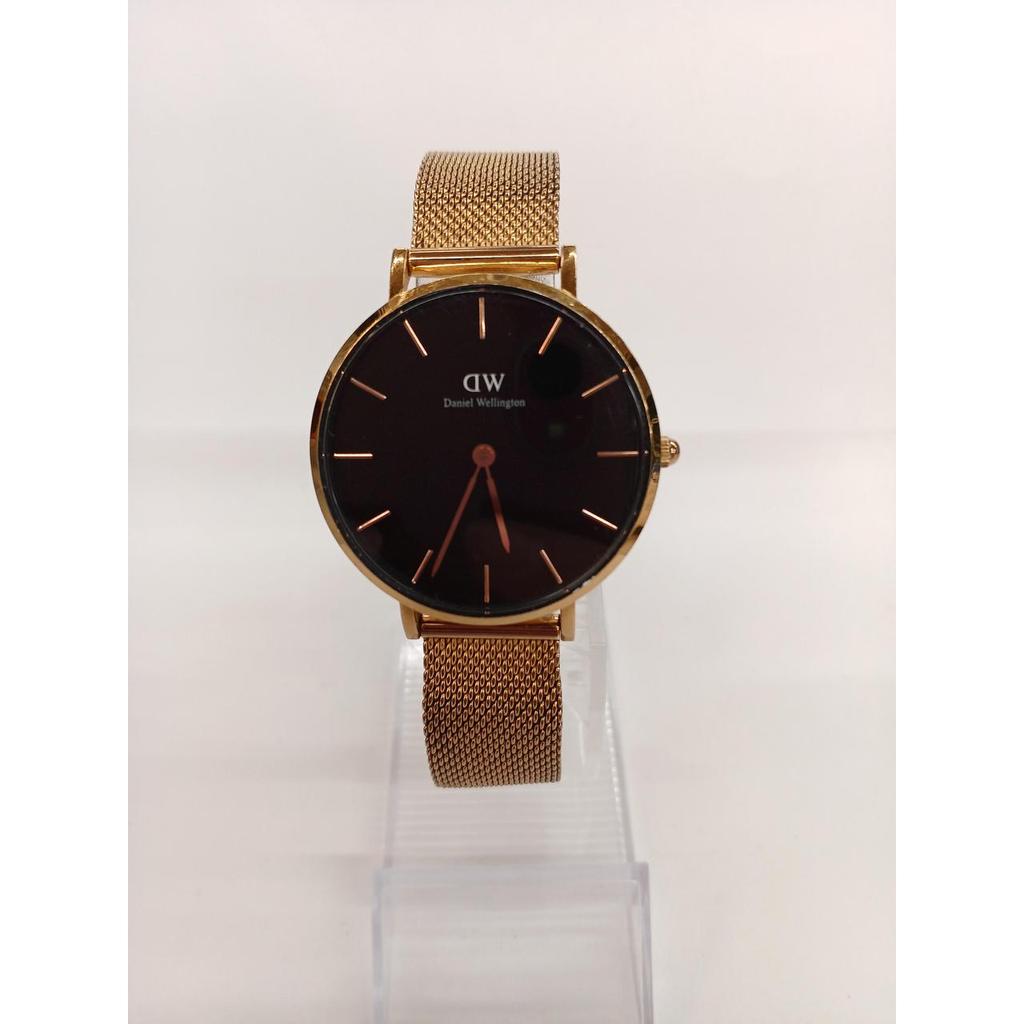 Used DANIEL WELLINGTON 011705283 Quartz Watch