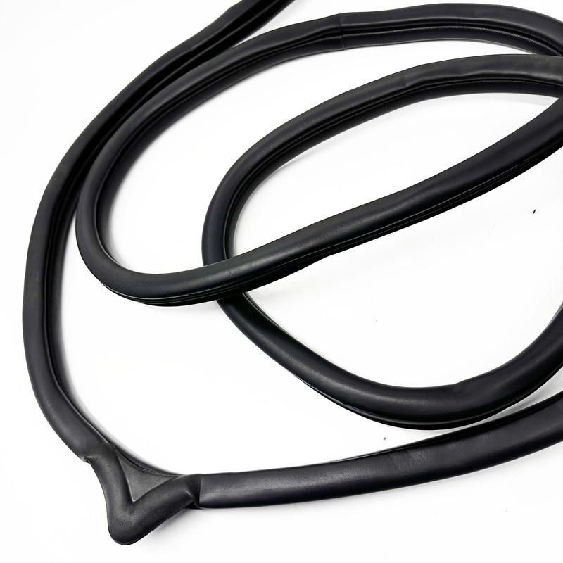 1Pc Body Side-Door Rubber Weatherstrip Seal FR/LH for 2015~ Hyundai Tucson TL  82110D3000