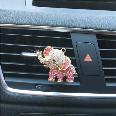 Sevimli Fil Araba AirOutlet Parfüm Klip Klima Aromaterapi Otomatik Evrensel Parfüm Difüzörü Yaratıcı Motorcar Aksesuarları