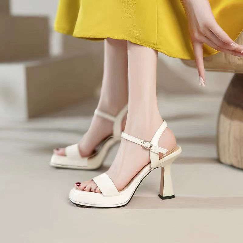 2025 Summer Platform Women's Shoes with One Word Fashion Square Head High Heels Thick Heel Waterproof Table Barbie Pink Sandals 9cm