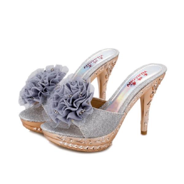Fashion High-Heeled Shoes Lady Glitter Slides Square Heel Slippers Women Summer Fashion Low Peep Toe Flower Pantofle Jelly Block Luxury