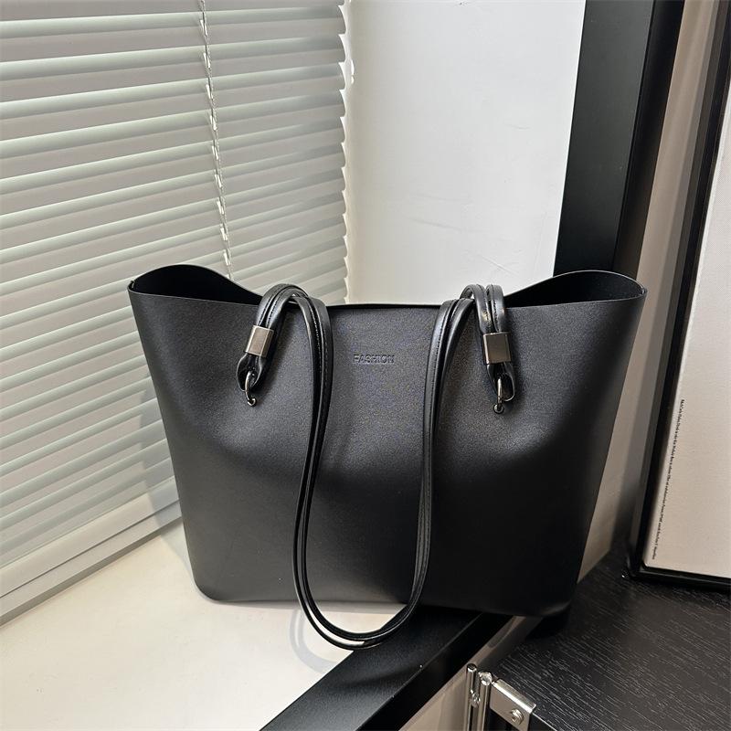 Big Bag Shopping Bag Women's 2025 New Trendy European and American Simple Atmosphere Shoulder Bag Texture Commuter Tote Bag Niche