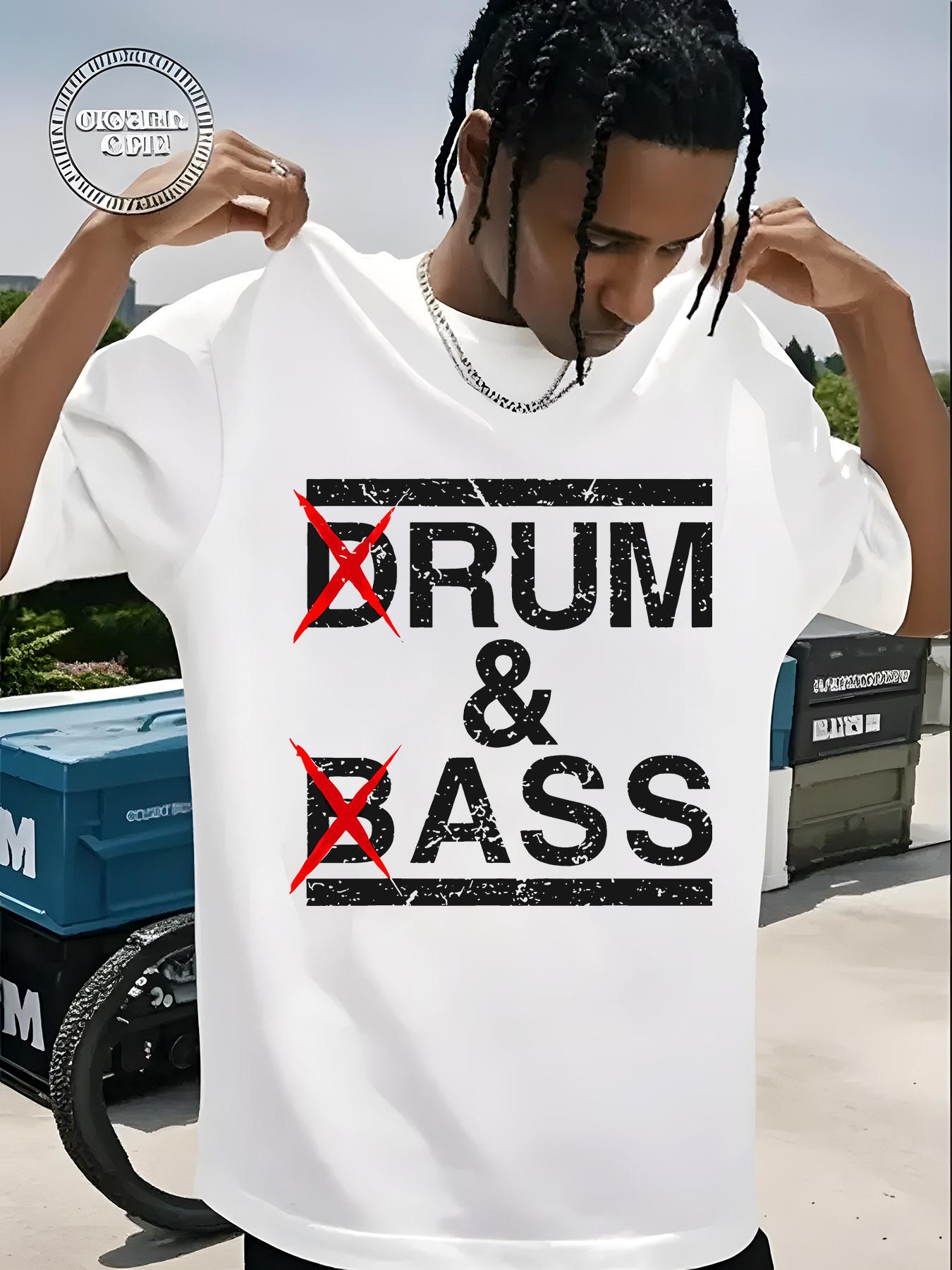 

Casual Graphic T-shirt - Drum & Bass Print S