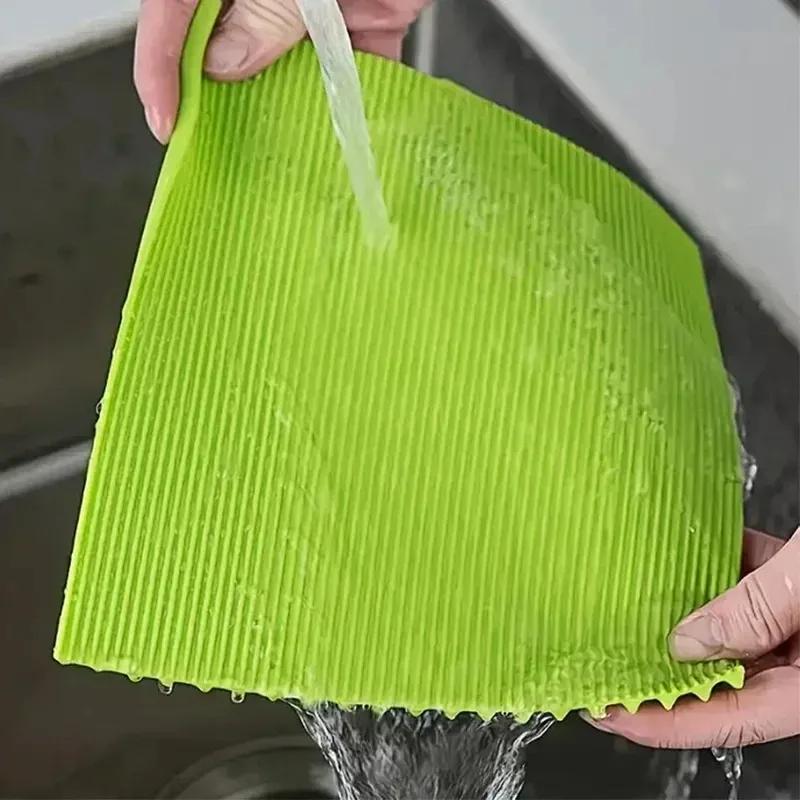 Silicone Hand Rolled Sushi Roller Blind Bamboo Imitation Japanese Sushi Roll Tool Easy To Clean Mold Free Sushi Mat Portable