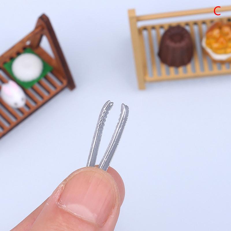 

1Set 1:12 Dollhouse Miniature Wood Material Bread Rack Cake Shelf Storage Case/Basket With Baking Clip DollHouse Scene Decor Accessories шоколадный