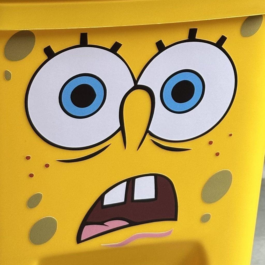 SpongeBob Cartoon Foot-Operated Trash Can with Lid for Living Room, Bedroom, Bathroom