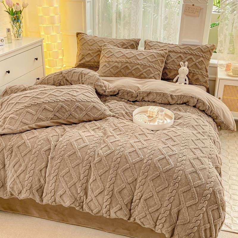 1pc Thicken Flannel Duvet Cover Cartoon Bear Quilt Cover for Kids Winter Warm housse de couette220x240cm (without pillowcase)