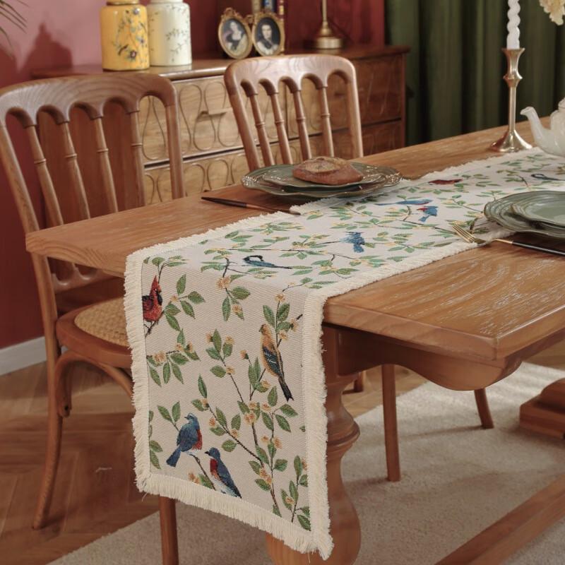 Changbaosen Nordic Vintage Table Runner