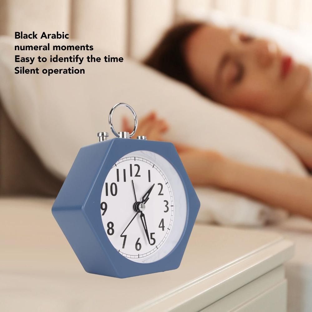 Clear Display Silent Alarm Clock Battery Powered Digital Alarm Clock  For Student