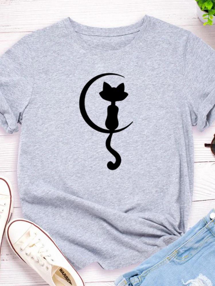 Cat Sit On Moon Print Women T Shirt Short Sleeve O Neck Loose Women Tshirt Ladies Tee Shirt Tops Clothes Camisetas Mujer