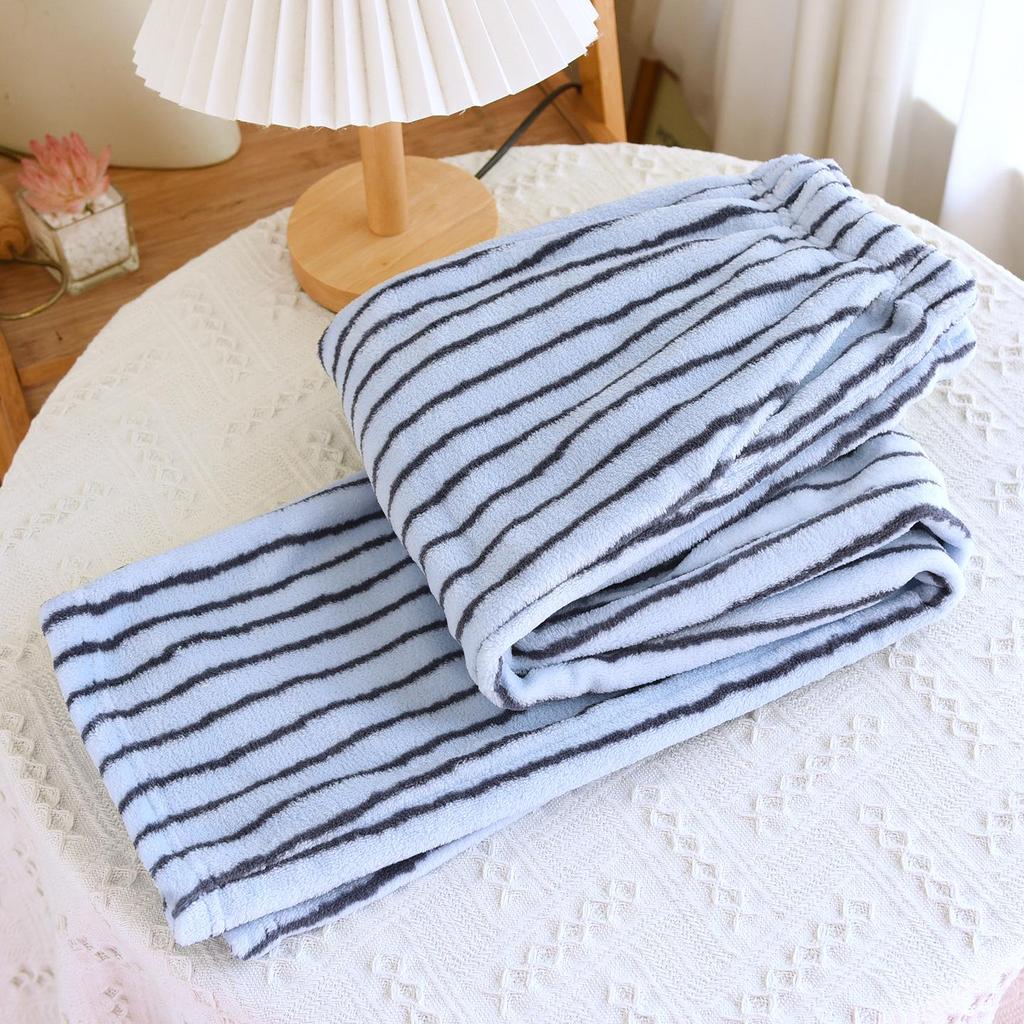 Damenbademantel aus Korallenfleece: Dicker, warmer, langer Nachthemd mit lockerer Hose für Herbst/Winter; Auch für die Frühlings-Outdoor-Bekleidung geeignet.