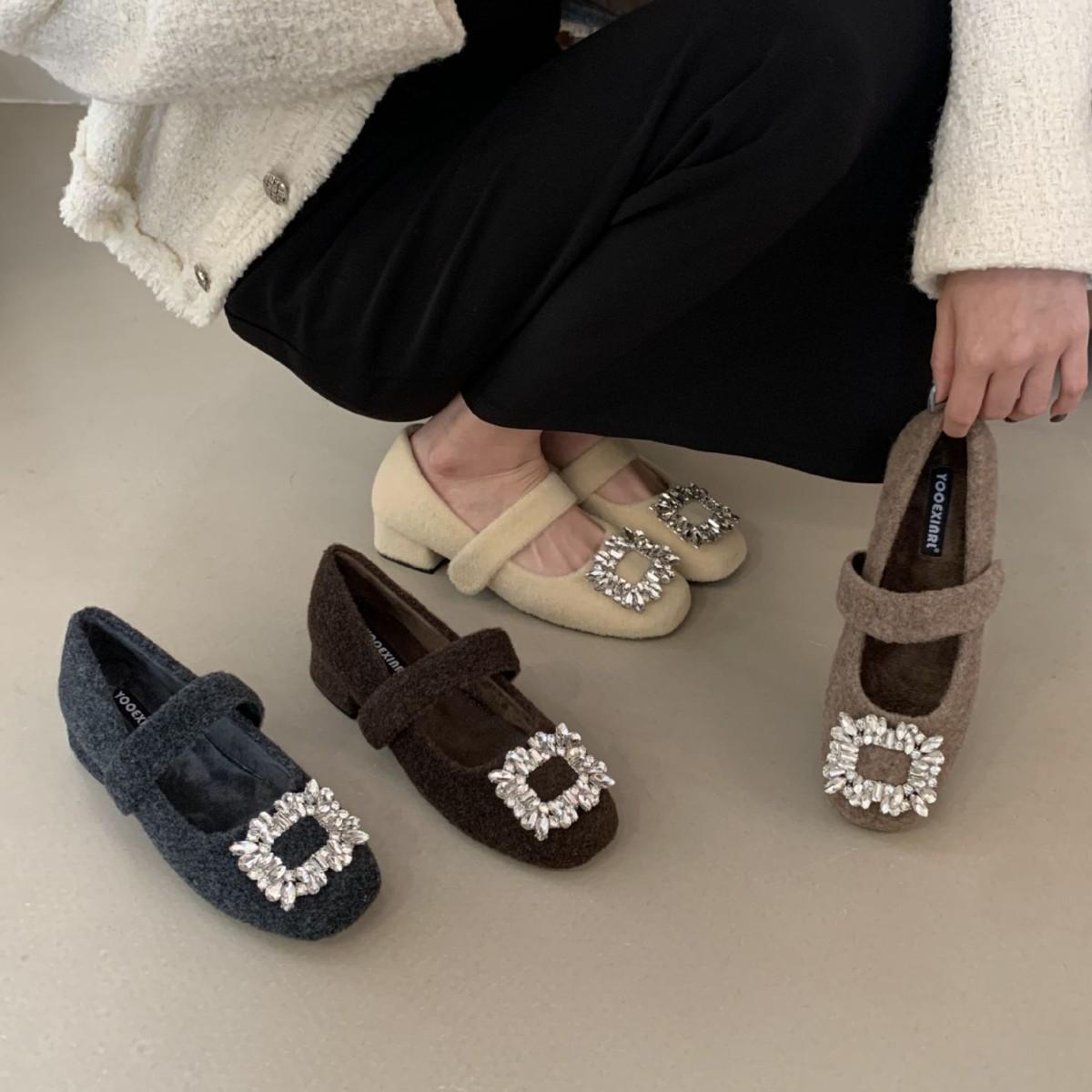 

2025 new square head rhinestone one-word buckle with velvet warm thick medium heel Mary Jane women s shoes 39 хаки