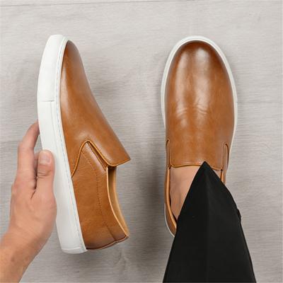 Designer New Fashion Men Slip On Loafter Men's Black Brown Leather Shoes Male Walking Sneakers Tenis Masculino Zapatos Hombre