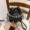 Thick Chain Clutch Bag Fashion Handbag Korean Y2k Brand Mini Small Bucket Crossbody Bag Black Phone Purse Drawstring Handbag