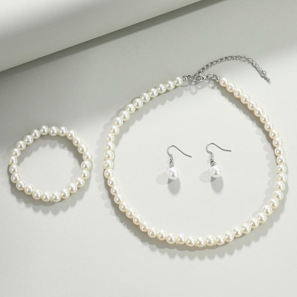 Fashion Pearl Necklace Bracelet Earrings Set , 3 - Piece Jewelry Set for Daily Office Party Wear