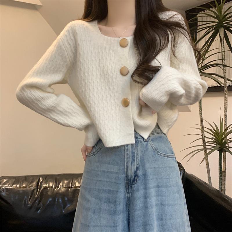 

Soft waxy square collar loose short sweater cardigan jacket women s autumn and winter new small knitted versatile top average size 56-302 білий