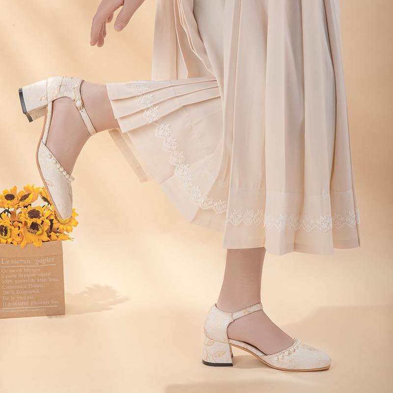 Mary Jane Women's Hanfu Single Shoes 2025 New Summer Pearl Retro Daily Mix and Match Not Tired Feet Antique High Heels