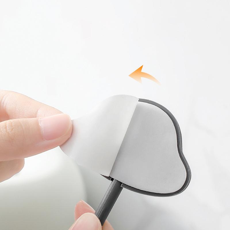 3Pcs Cloud Moon Hooks No-Punch Non-Marking Adhesive Backed Adhesive Hooks Kitchen Bathroom Wall Cute Hooks