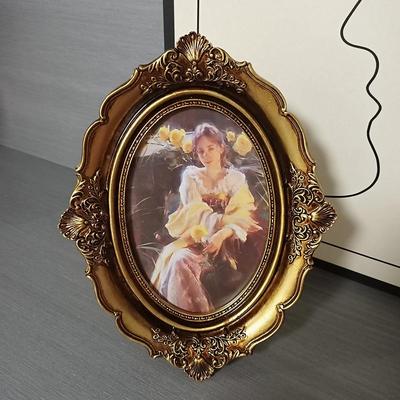 Marco de fotos de resina retro europeo: Diseño Artístico Tallado de Lujo Ligero para Colgar en la Pared y Exhibición en el Vestíbulo