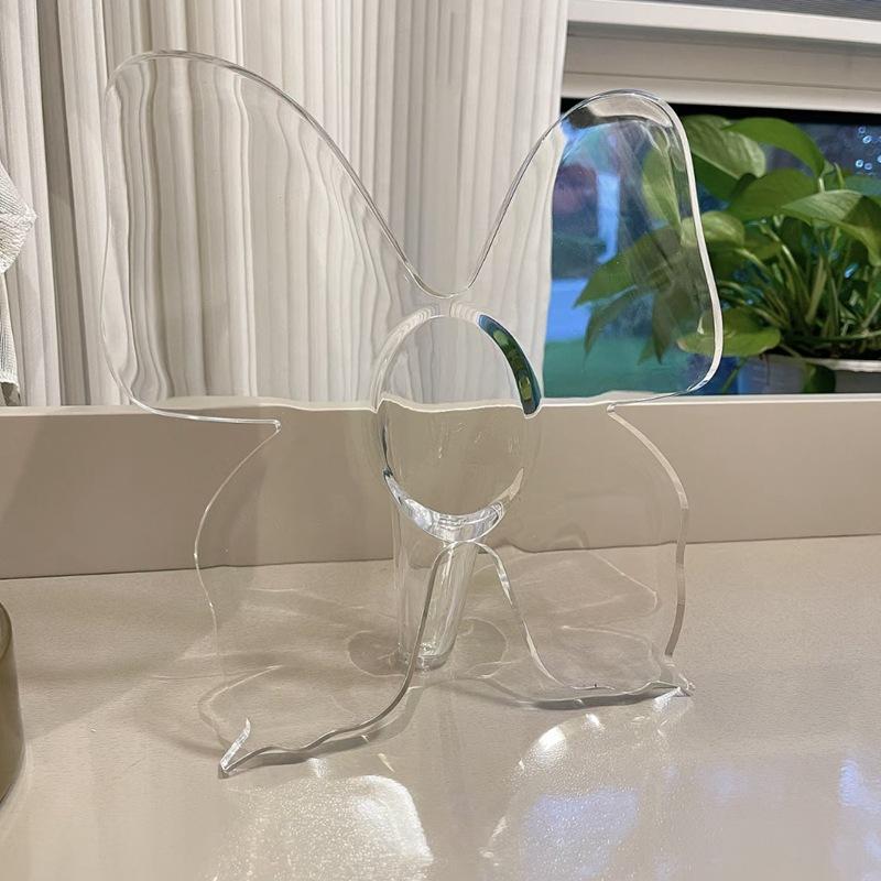 Acrylic Butterfly Vase, Minimalist Modern Home Decor Vase, Suitable for INS Style