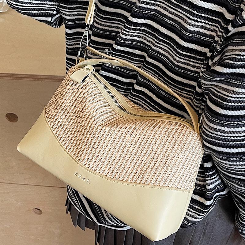 2025 new rainbow stripe woven armpit bag fashion casual shoulder high value niche messenger bag women's bag