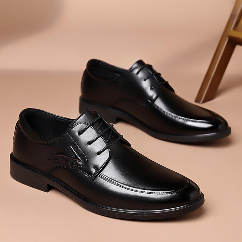 New Designer Dress Shoes for Men Solid Color Soft Sole Pointed Fashion Casual Shoes Male Spring Autumn Business Leather Shoe Man