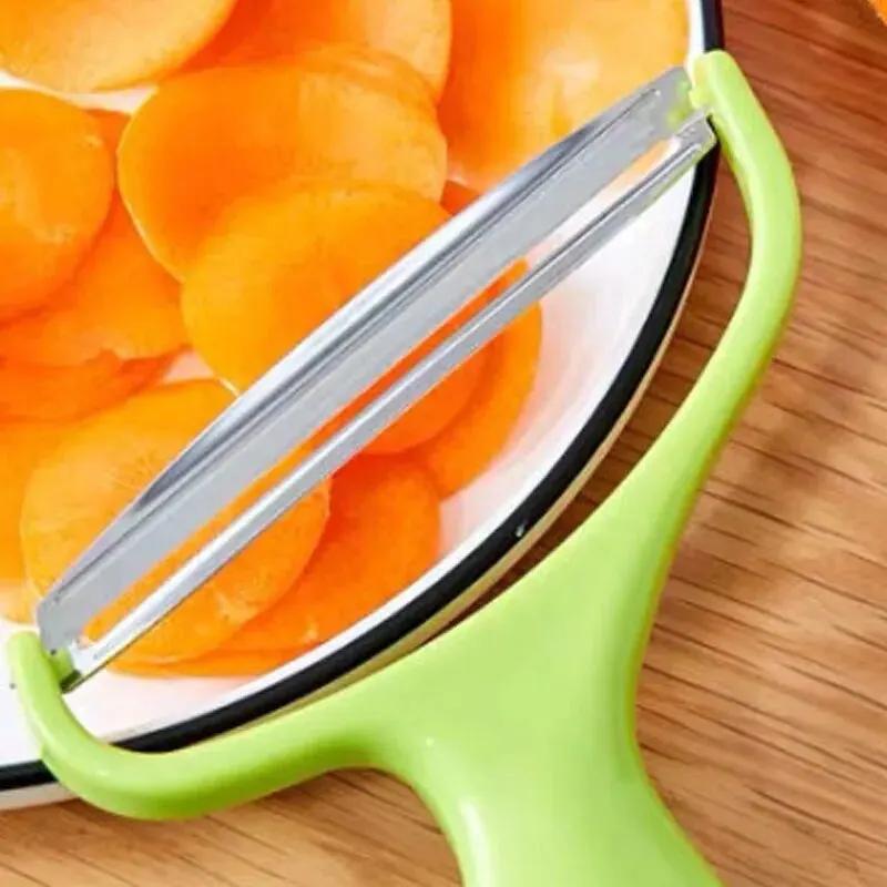 A Household Cabbage and Potato Grater Package Large Shredded Vegetables Round Lettuce Shreds Peeling and Scraping Tools