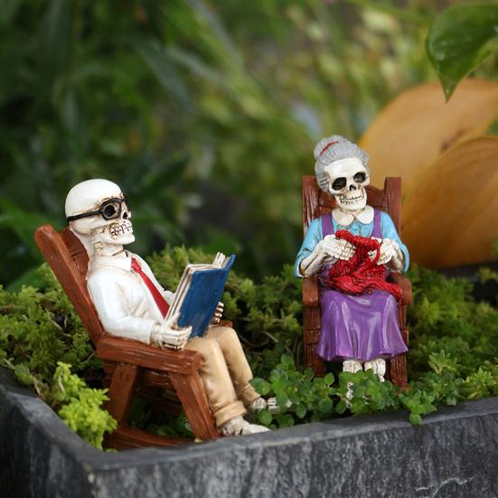 Yousheng 2 Pcs Halloween Rocking Chair Skeleton Elderly Statues Small Reading Knitting Skeleton Figurine Resin Craft for Courtyard Lawn Porch Decor