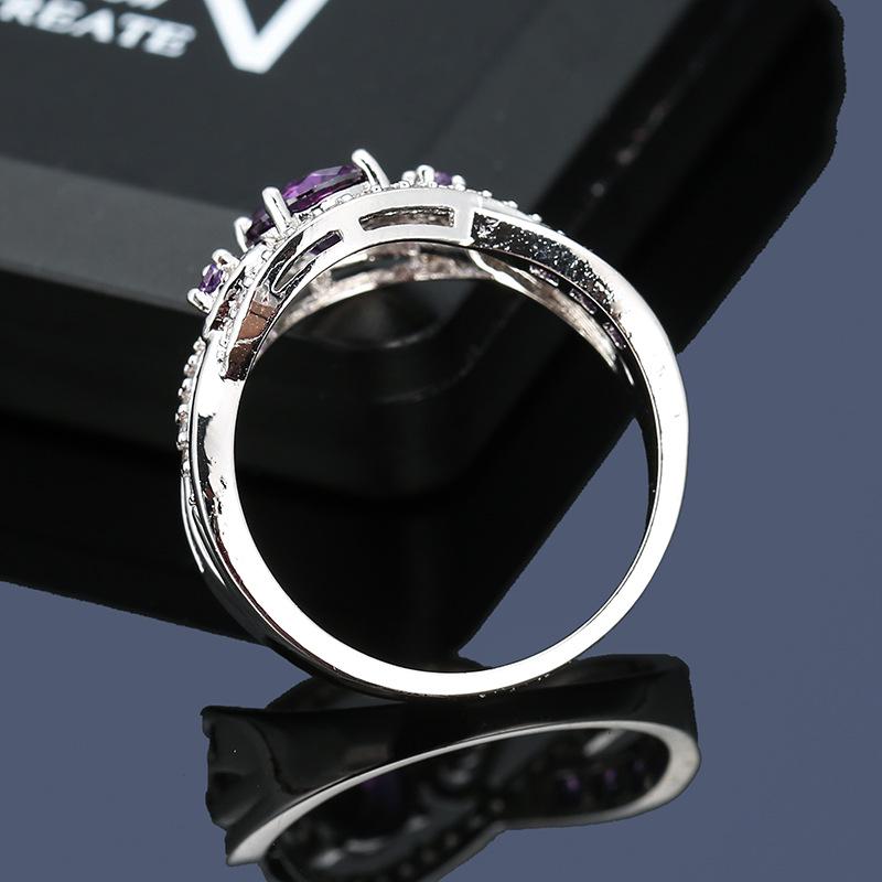 European & American Heart-Shaped Diamond Couple Ring - Metal Hollow Design, Inlaid Temperament Jewelry, Niche Style