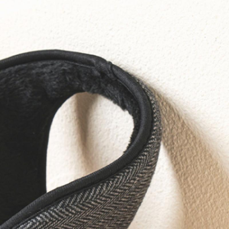 Daiso Pattern Earmuffs Black