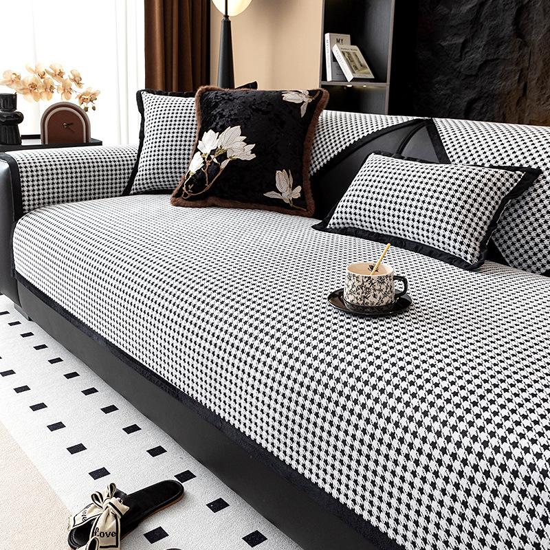 

Sofa Cushion Four-Season Universal Seat Cushion Non-Slip Leather Sofa Cover New Thousand Bird Grid Light Luxury High-End Cover 70*70cm