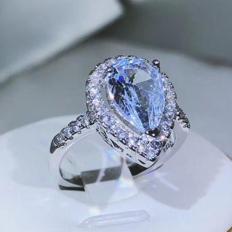 925 Sterling Silver Elegant and Exquisite Drop-shaped White Zircon Ring with Diamonds for Ladies Fashion Jewelry Valentine's Day