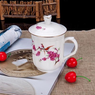 Keramický čajový hrnček s viečkom a rúčkou - Veľká kapacita, Vlastné logo, Ideálny na použitie doma alebo v kancelárii