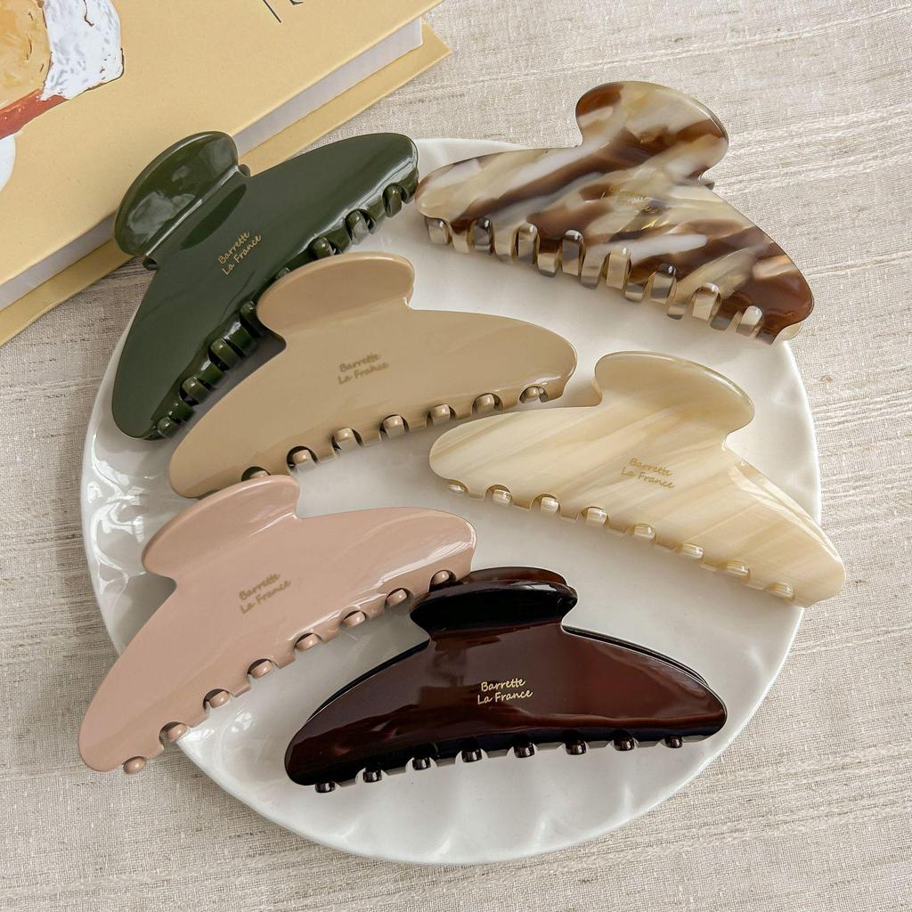 Gold Label Morandi Haarspange: Einfache High-End-Acetat-Klammer für stilvolle Hochsteckfrisuren.