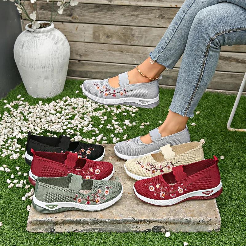Fashion Women Fashion Leisure Flat Shoes Spring Autumn Flat Square Toe Knitting Elastic Soft Sole Comfortable Slip-on Shoes Plus Size 43