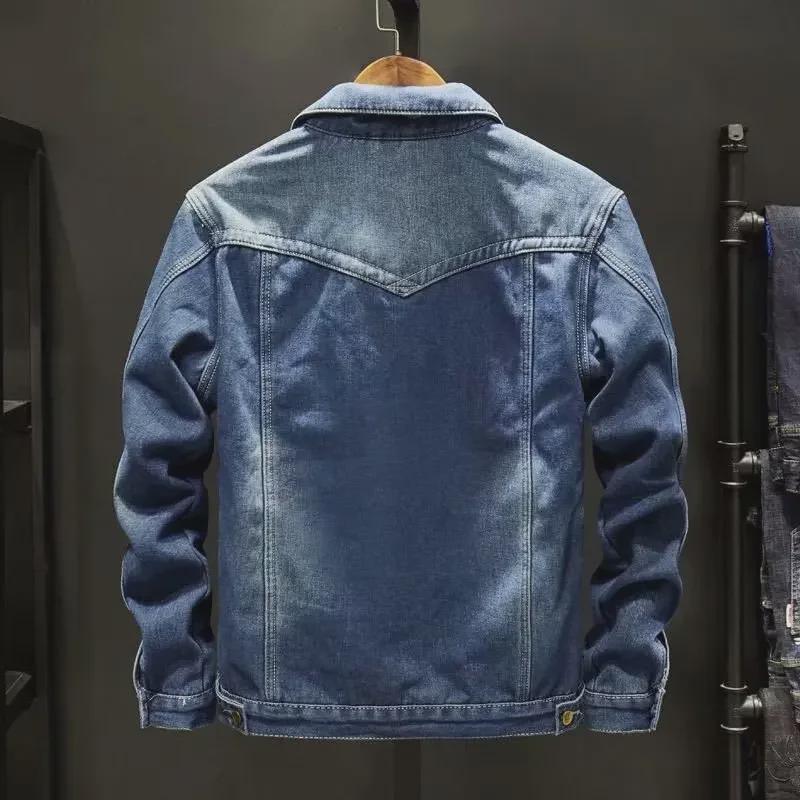 Men's Velvet-Lined Denim Jacket: Warm Cotton Coat In Japanese Fashion for Autumn and Winter.