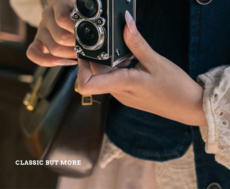 Retro Hand-Cranked Digital Camcorder for Students: Scientific & Gift-Ready Camera in Stock