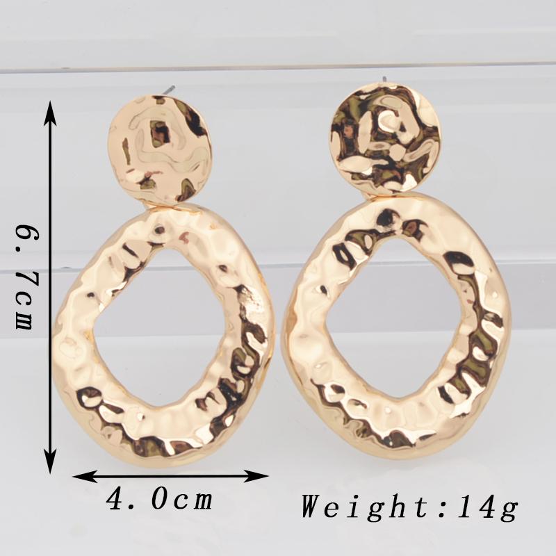Trendy Twist Oval Dangle Earrings for Women Vintage Geometry Round Drop Earrings Party Simple Metal Punk European Big Zircon
