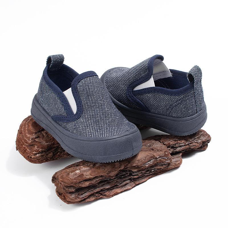 

Spring double-elastic children s canvas shoes, casual soft-soled slip-on shoes for toddlers, boys and girls 20-31Entire code segment темно-синього кольору