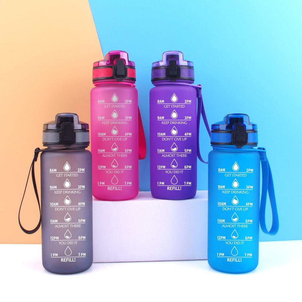 Sports water cup Male and female students Large capacity summer outdoor sports kettle Plastic cup
