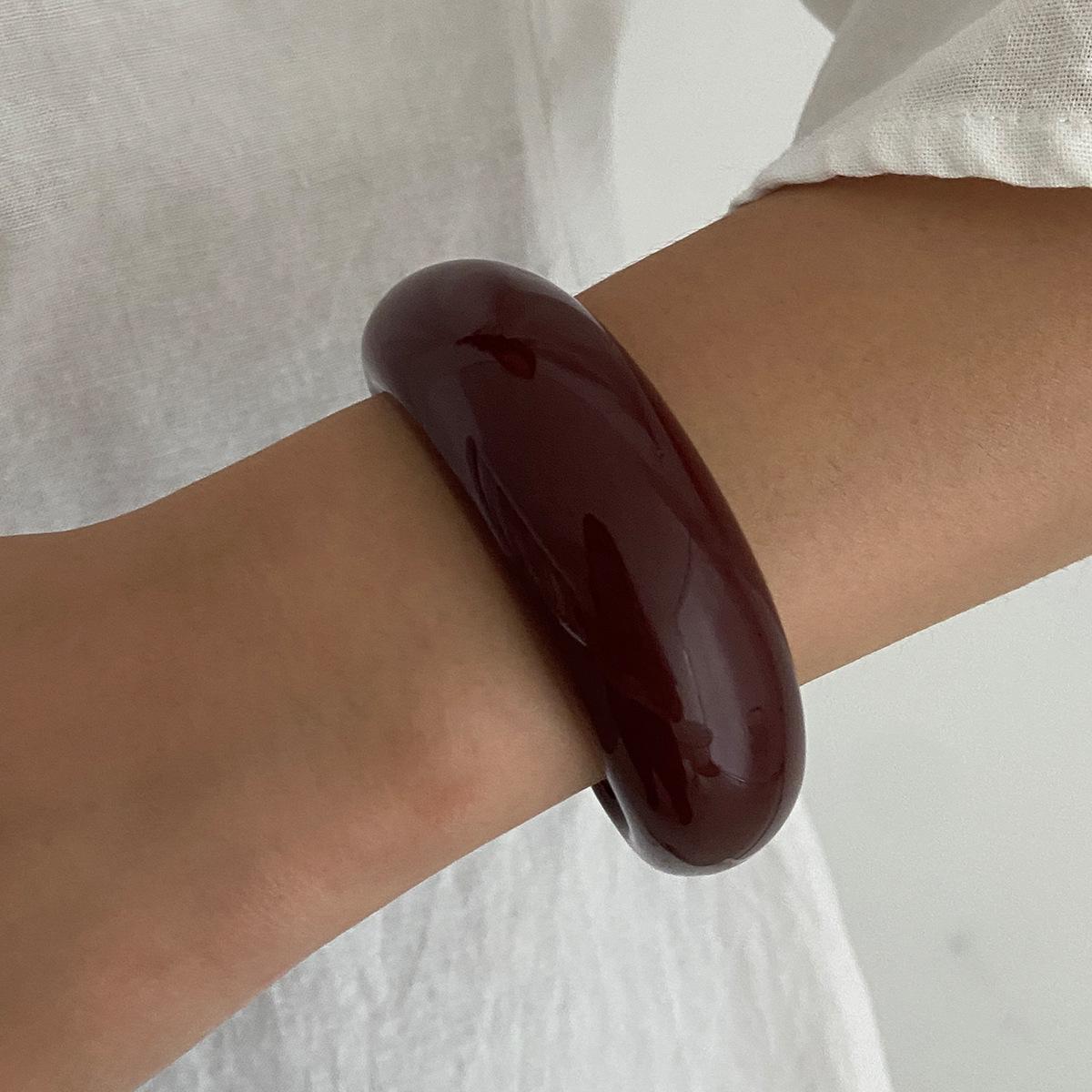 

Нерегулярные прозрачные акриловые браслеты 2025 Новый тренд Ежедневные Y2K украшения Геометрические преувеличенные большие полимерные браслеты для женщин Ретро Pulseras Mujer