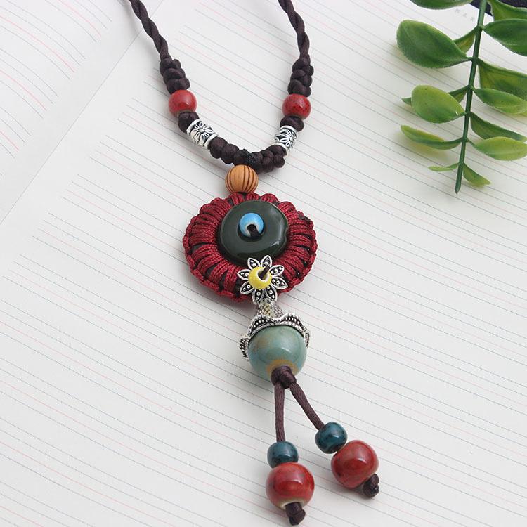 Originálny etnický štýl Všestranné odevné doplnky Kvetinový prívesok Temperament Dlhý náhrdelník Retro prívesok sveter Retiazka jeseň a zima