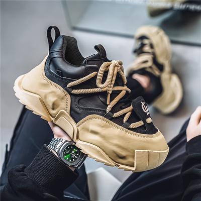 Nya Herrskor Nischdesign Låga med Tjock Sula Casual Bekväma Mångsidiga Halkfria Mode Trend Chunky Sneakers