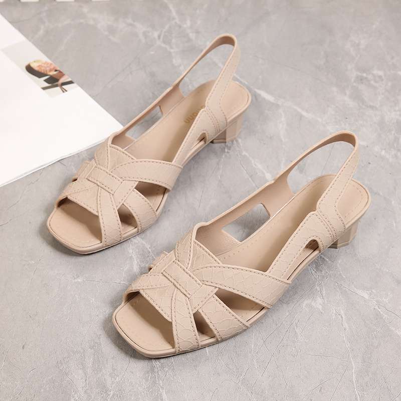 Nya fiskmunssandaler dam sommar tjock klack ihålig mamma mode mjuk sula plast halkfri med kjol mångsidiga svala tofflor